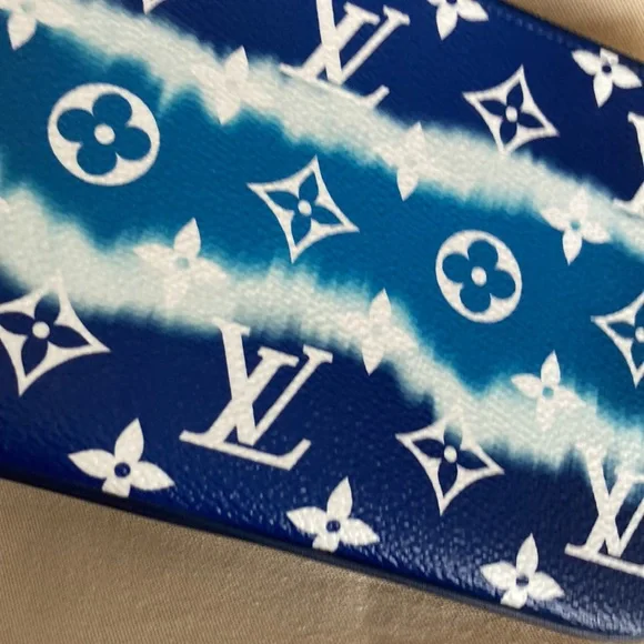 Louis Vuitton escale double zip - Picture 3 of 11